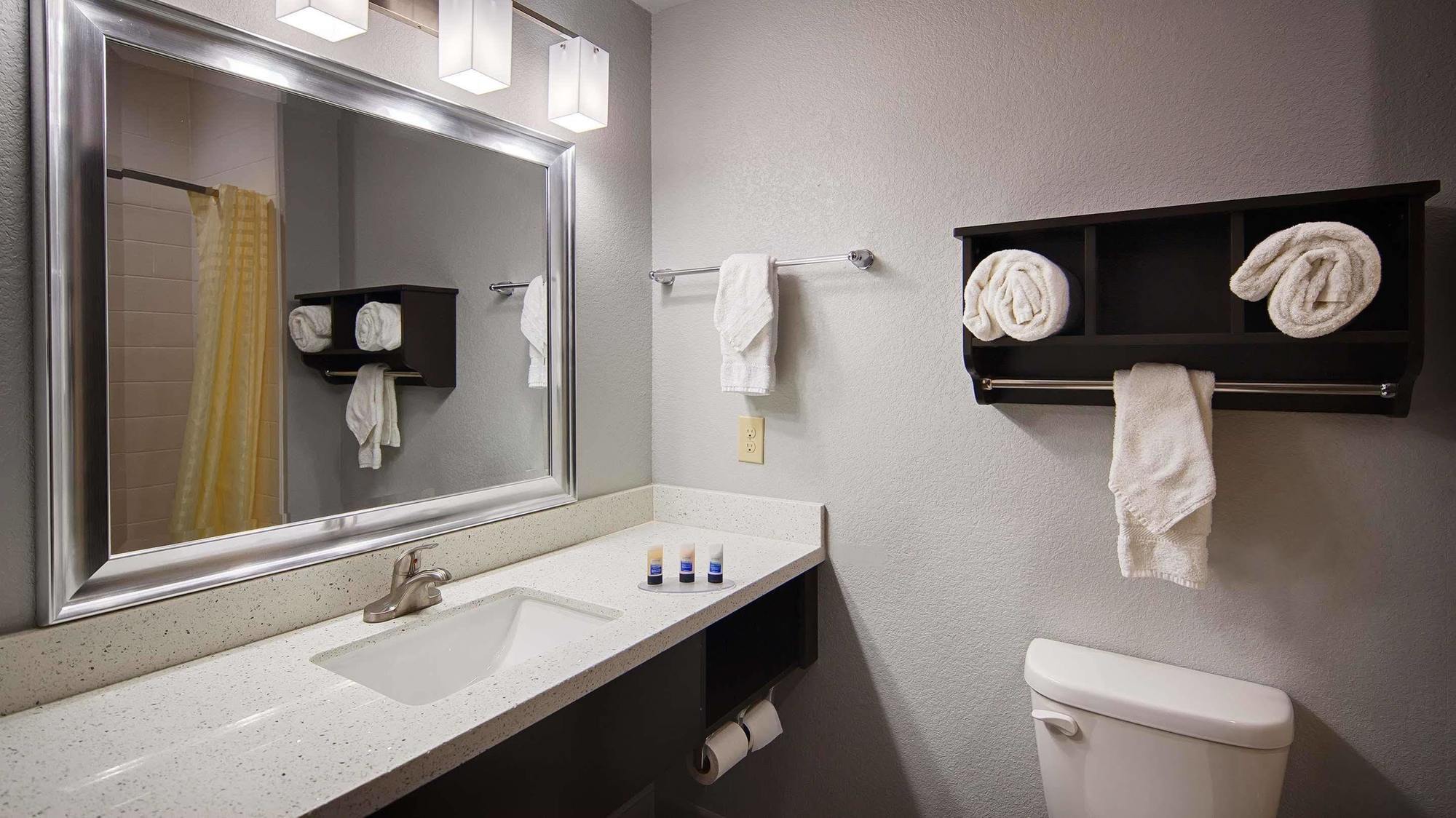 Best Western Plus Lonestar Inn & Suites Colorado City Exterior photo